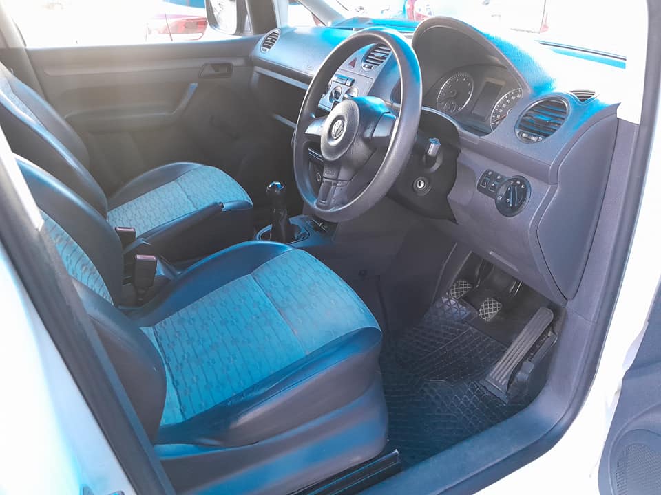 2012 VW CADDY 1.6 MANUAL