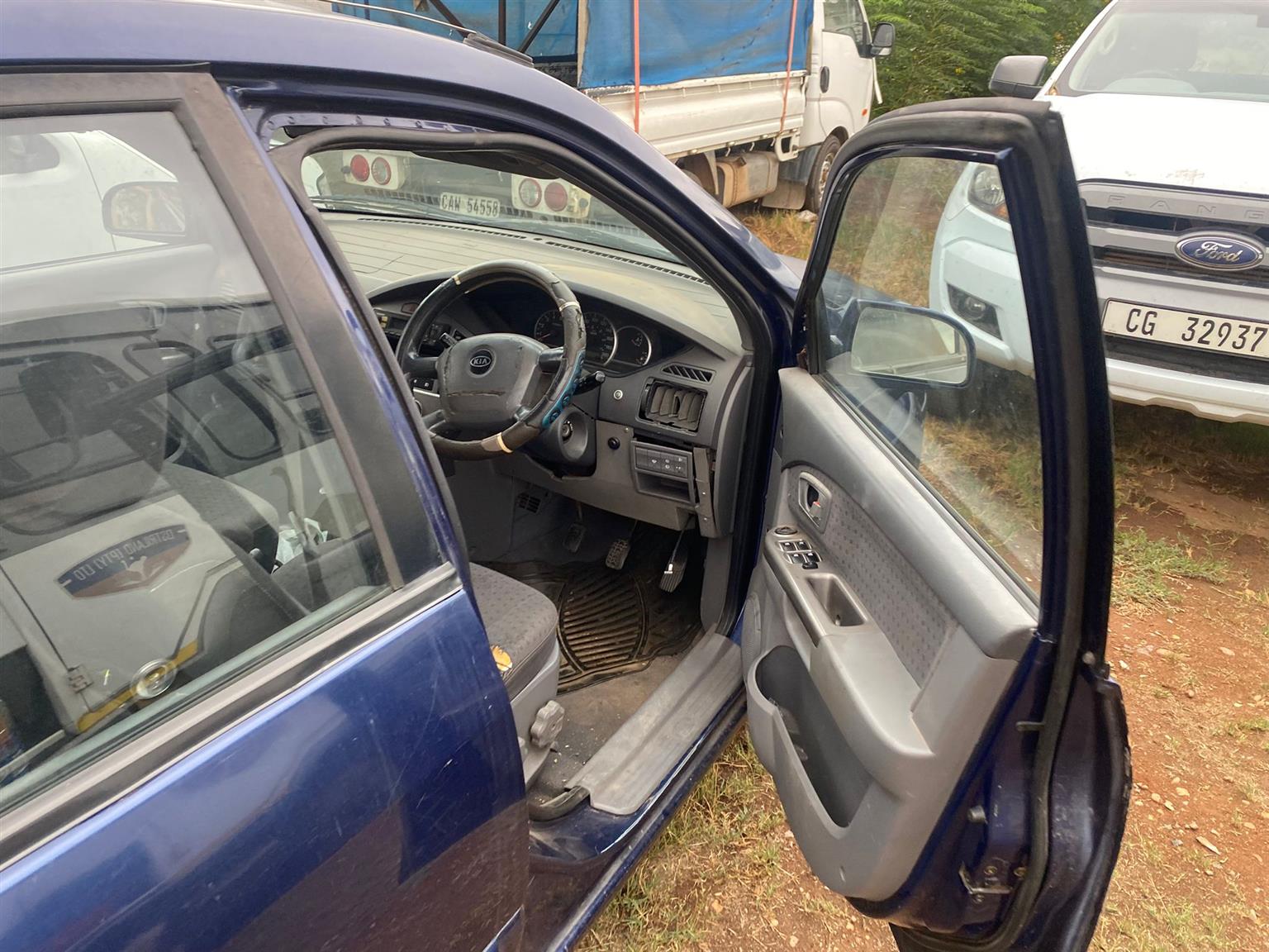 Kia Carens 2005 - Private Seller Kia Carens 2005 - Private Seller