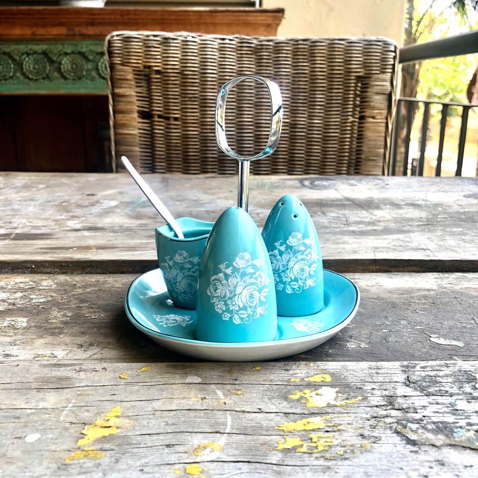 MIDWINTER STYLECRAFT CRUET SET - Salt, pepper & mustard set from Staffordshire England