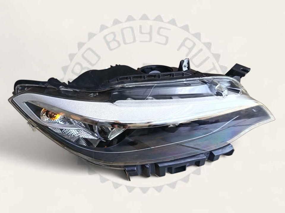 BMW F22 F23 2 SERIES COUPE RIGHT SIDE HEADLIGHT FOR SALE - Private Seller