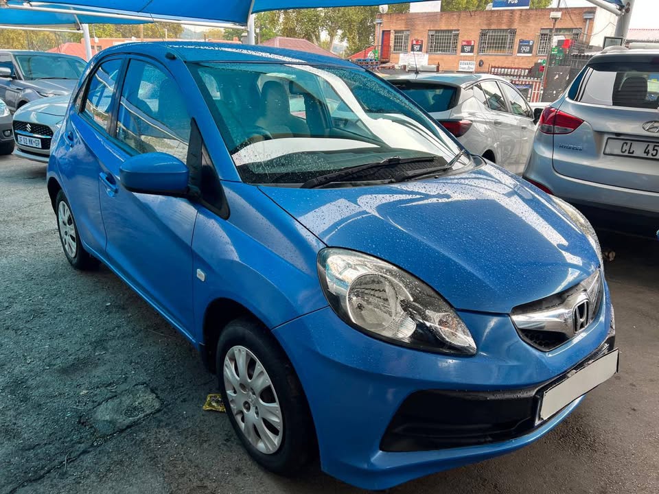 2013 HONDA BRIO 1.4  Transmission: Manual  Mileage:  Fueltype: Petrol Blue