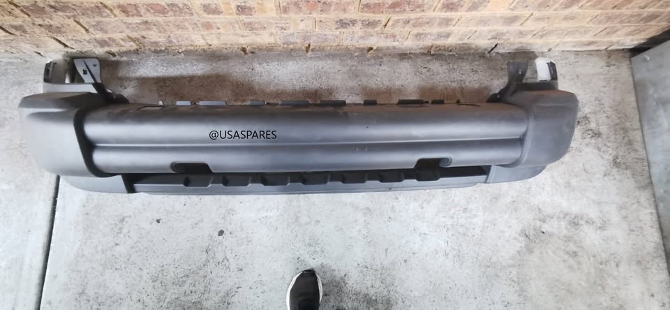 Jeep Cherokee New Front Bumper Cover For Sale - Private Seller Jeep Cherokee New Front Bumper Cover For Sale - Private Seller