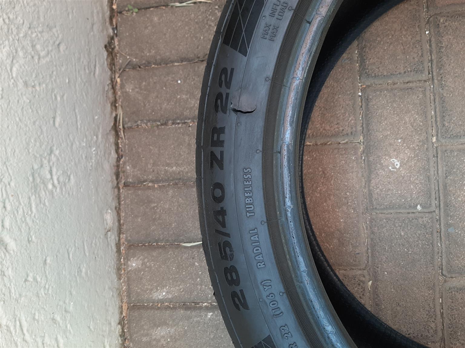 Mercedes-Benz GLE 63S Used Tyres 285 x 40 x 22" and 325 x 35 x22" tyres.