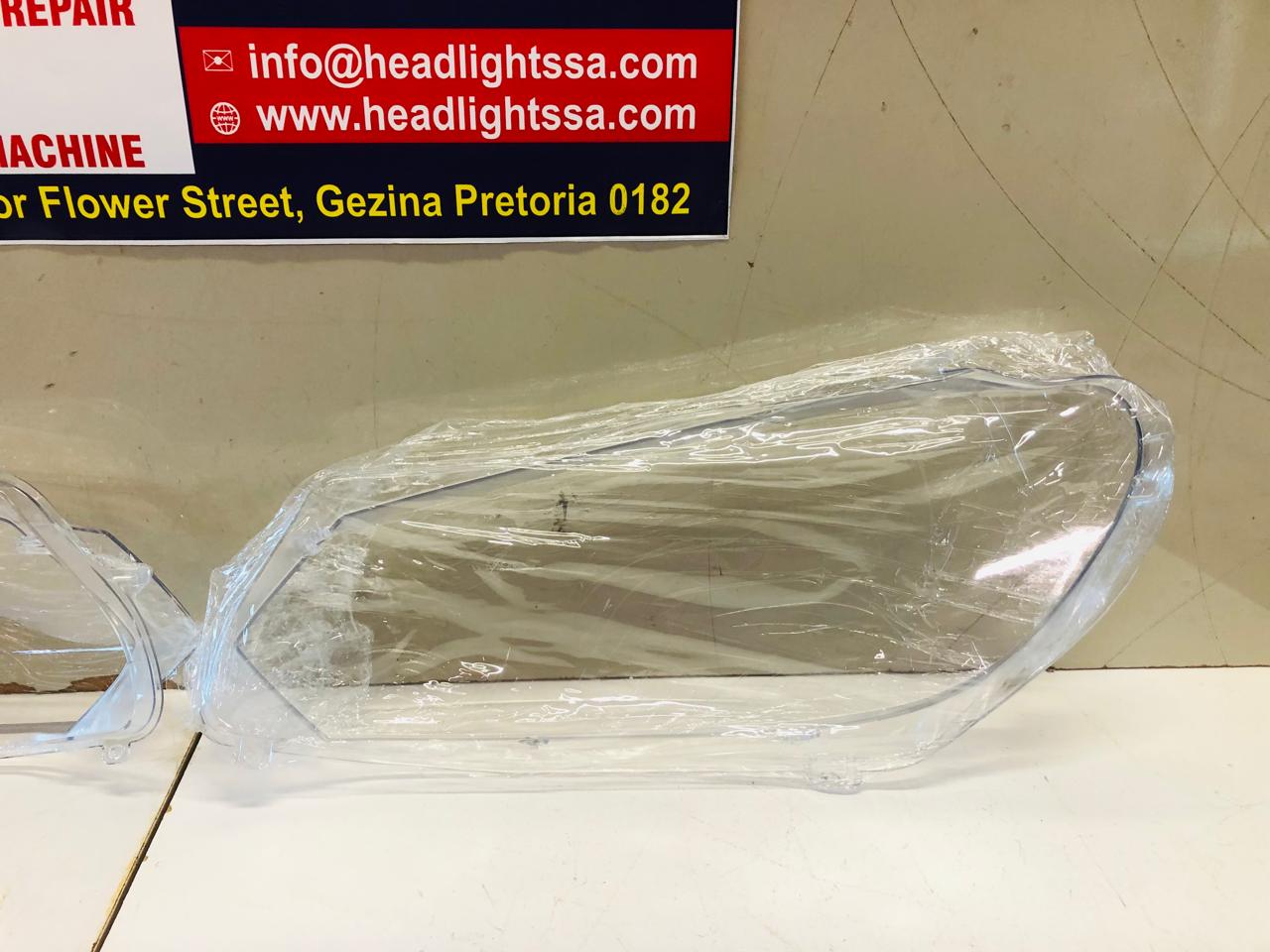 VW Golf 6 left and right side headlight replacement lens (2012) - Private Seller VW Golf 6 left and right side headlight replacement lens (2012) - Private Seller