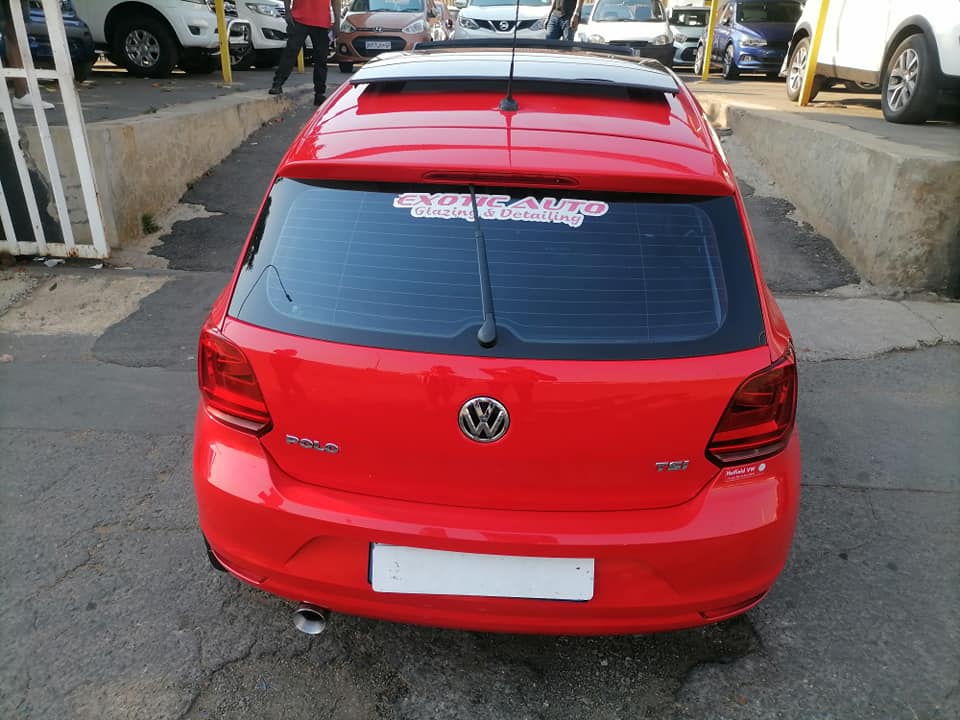 2015 Volkswagen polo TSI 1.2 sunroof and Spare key