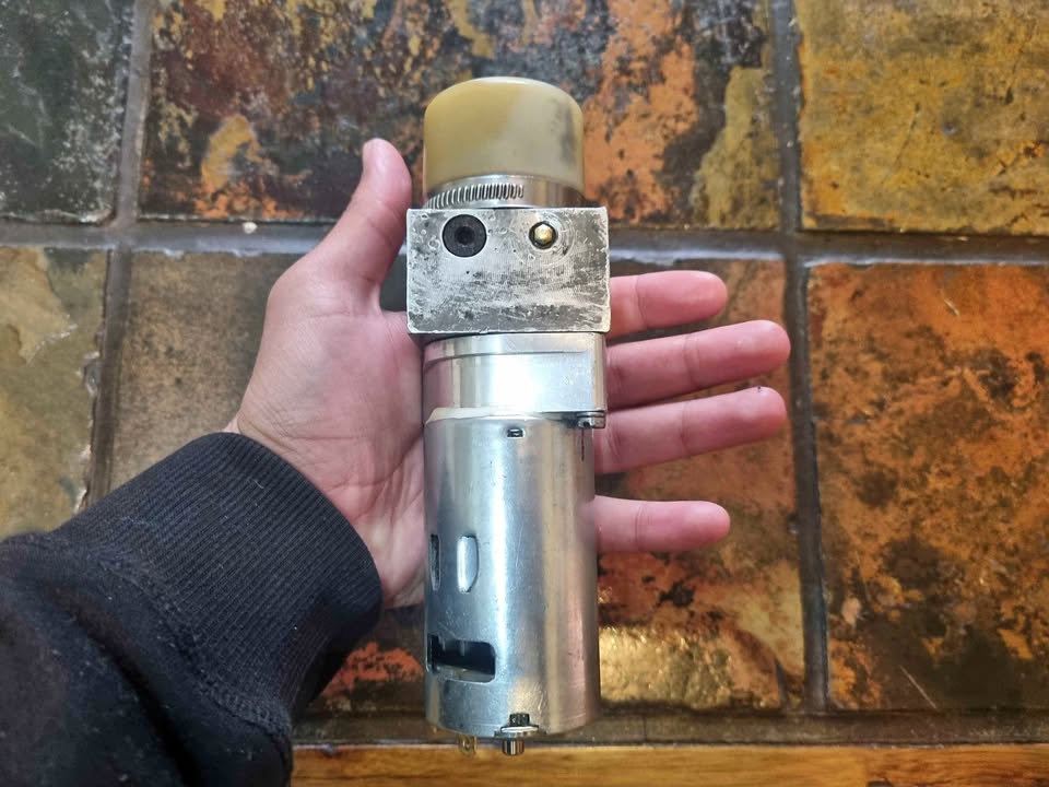 Bmw Z4 E85 Roof motor - Private Seller Bmw Z4 E85 Roof motor - Private Seller