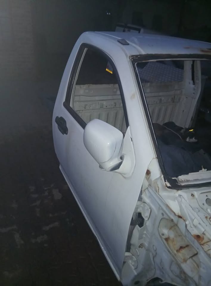 Isuzu KB250 Go Big/ Gwm Steed 3 Right Door For Sale - Private Seller Isuzu KB250 Go Big/ Gwm Steed 3 Right Door For Sale - Private Seller