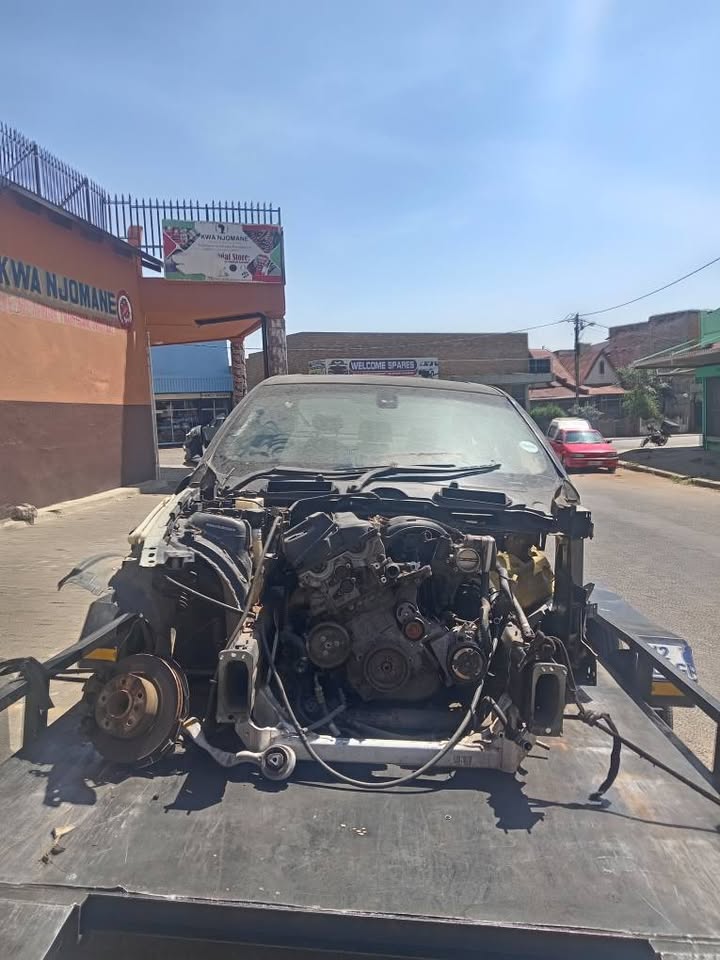 Bmw E90 320i Stripping For Spares, WhatsApp - Private Seller Bmw E90 320i Stripping For Spares, WhatsApp - Private Seller