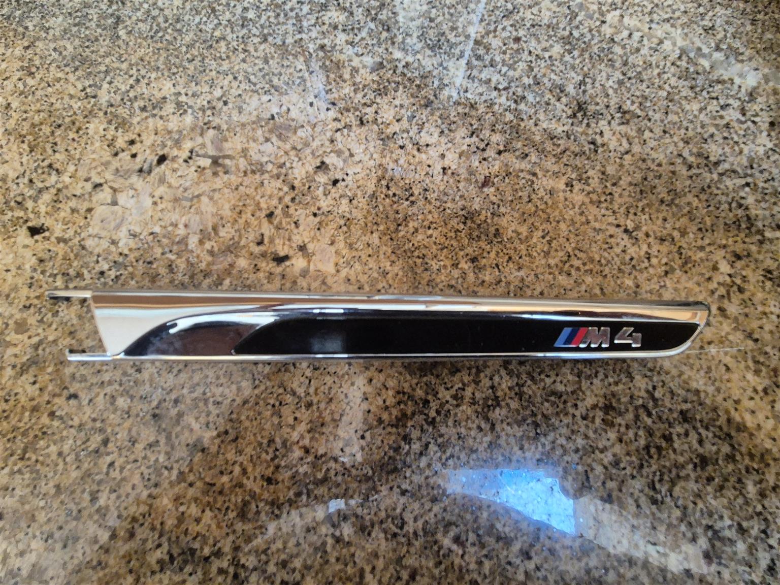 BMW M4 F82 Kidney Grill and Fender Inserts - Private Seller BMW M4 F82 Kidney Grill and Fender Inserts - Private Seller