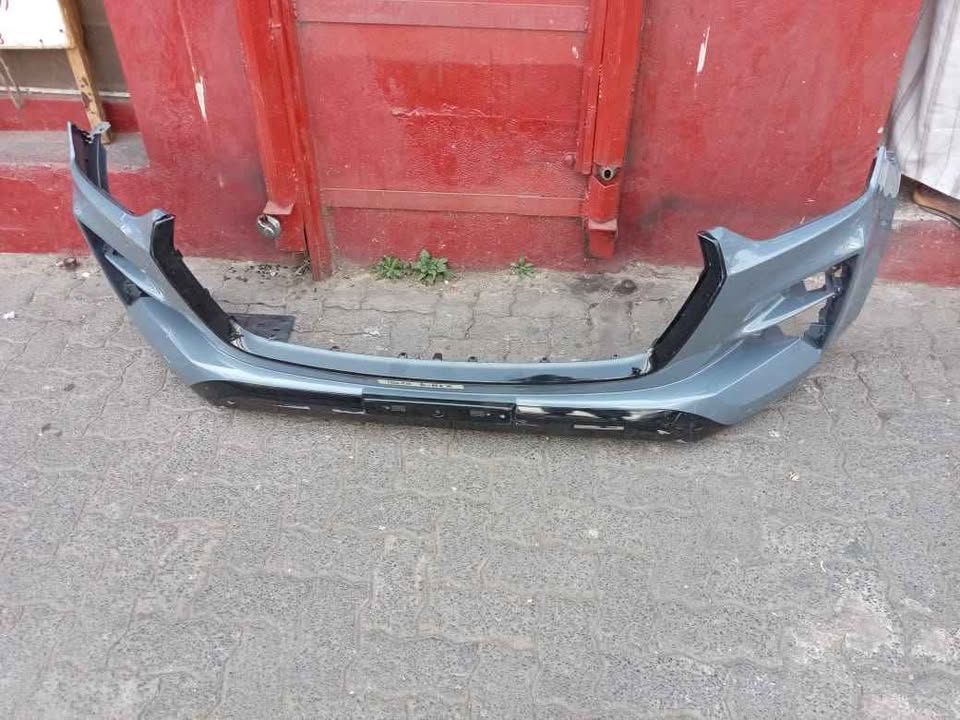 Isuzu D-max Front bumper - Private Seller Isuzu D-max Front bumper - Private Seller