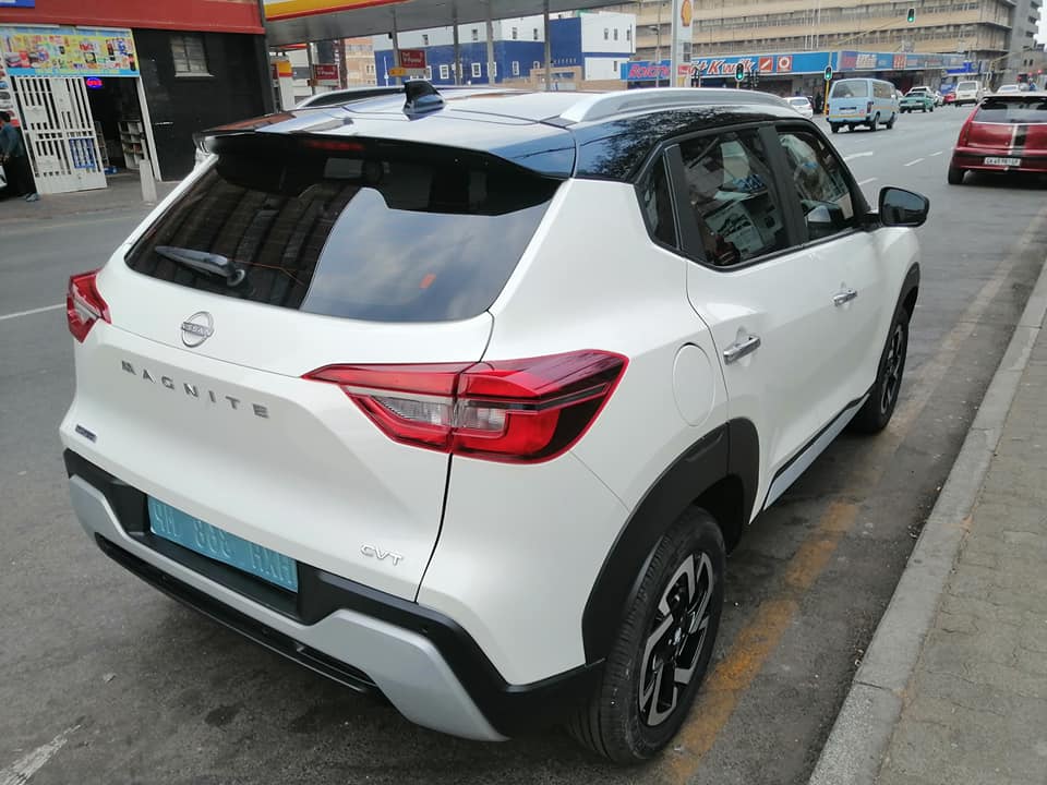 2023 Nissan Magnite 1.0 Turbo CVT 5000km