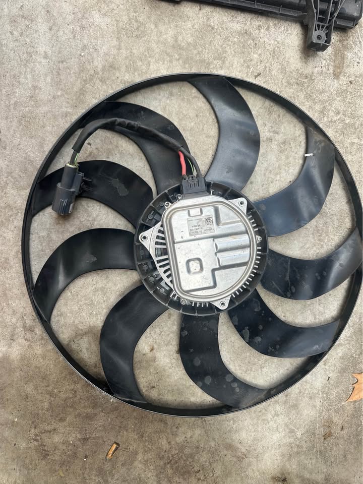 Ford Ranger T9 fan viscose ford raptor blade - Private Seller Ford Ranger T9 fan viscose ford raptor blade - Private Seller