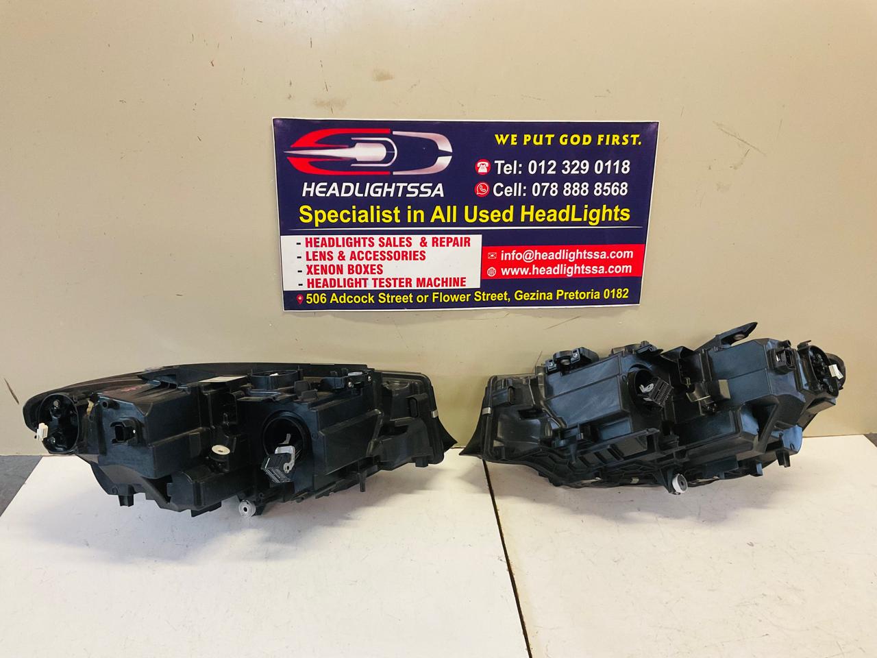 BMW G20 3 series left and right side LED xenon headlights (black) 2019 - Private Seller BMW G20 3 series left and right side LED xenon headlights (black) 2019 - Private Seller