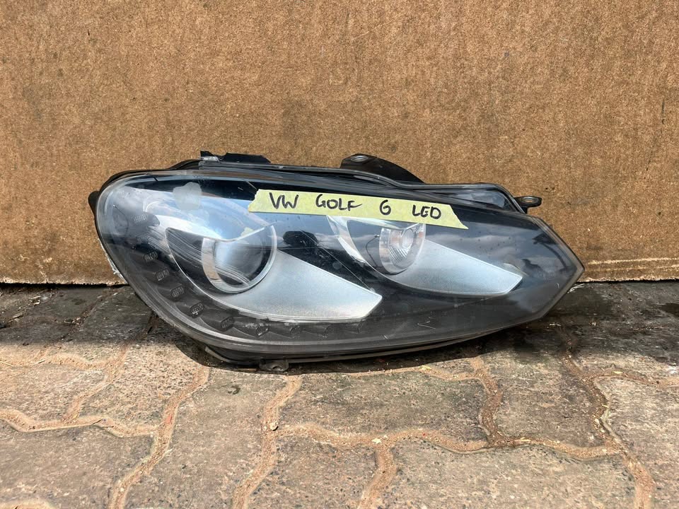 Volkswagen Golf 6 LED Headlight - Private Seller Volkswagen Golf 6 LED Headlight - Private Seller