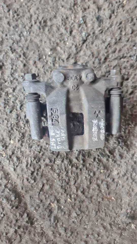Nissan murano Left Hand Side brake caliper Nissan murano Left Hand Side brake caliper