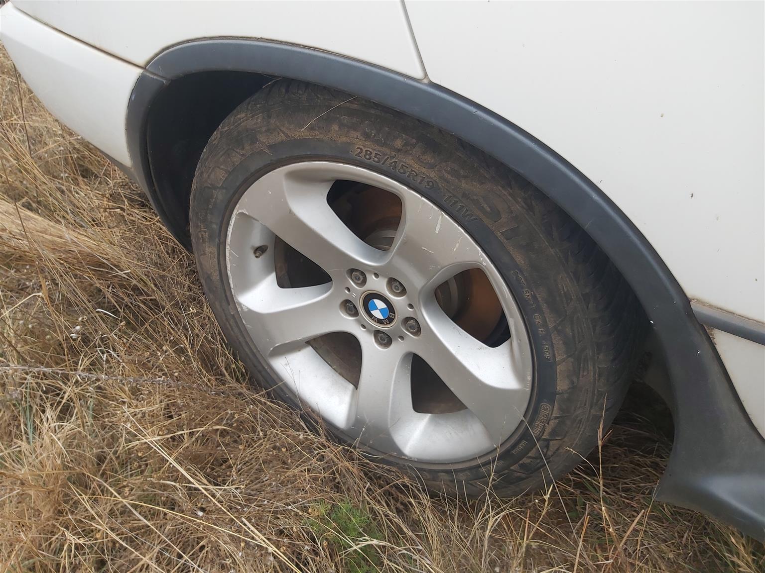 Mags and tyres Bmw x5 - Private Seller