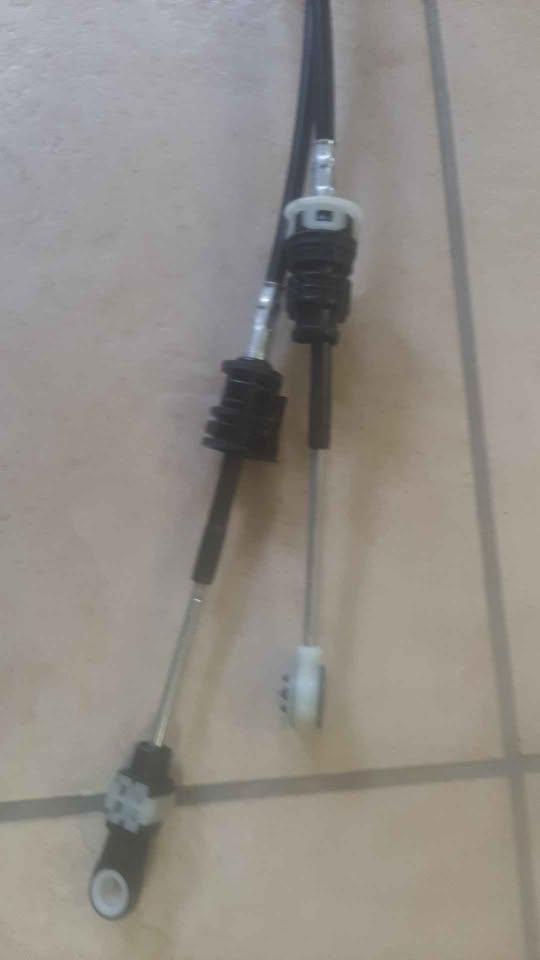 RENAULT KWID SELECTOR CABLES.BRAND NEW. FOR VARIOUS OTHER CARS TOO.