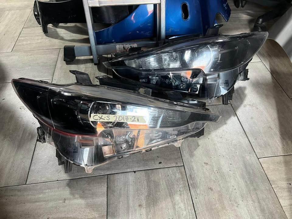 Mazda Cx5 headlights 2017/21 - Private Seller