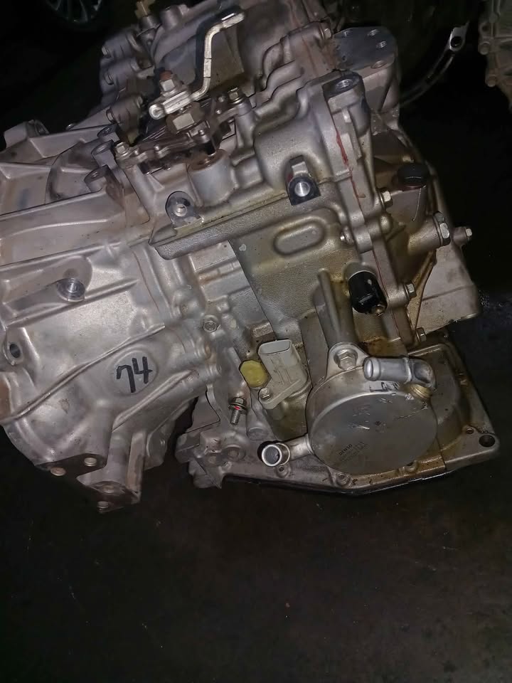 Toyota corrola Cross automatic gear box new shape - Private Seller Toyota corrola Cross automatic gear box new shape - Private Seller