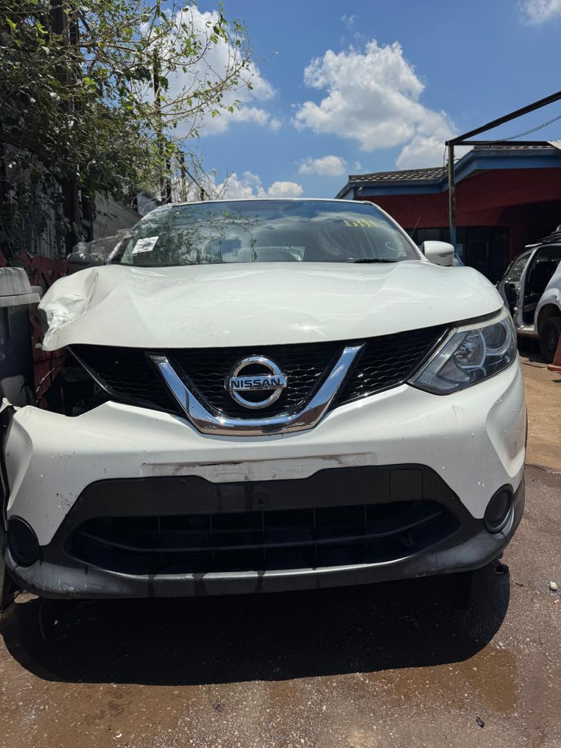 Used 2014 Nissan Qashqai 1.2T Acenta Plus auto - Private Seller