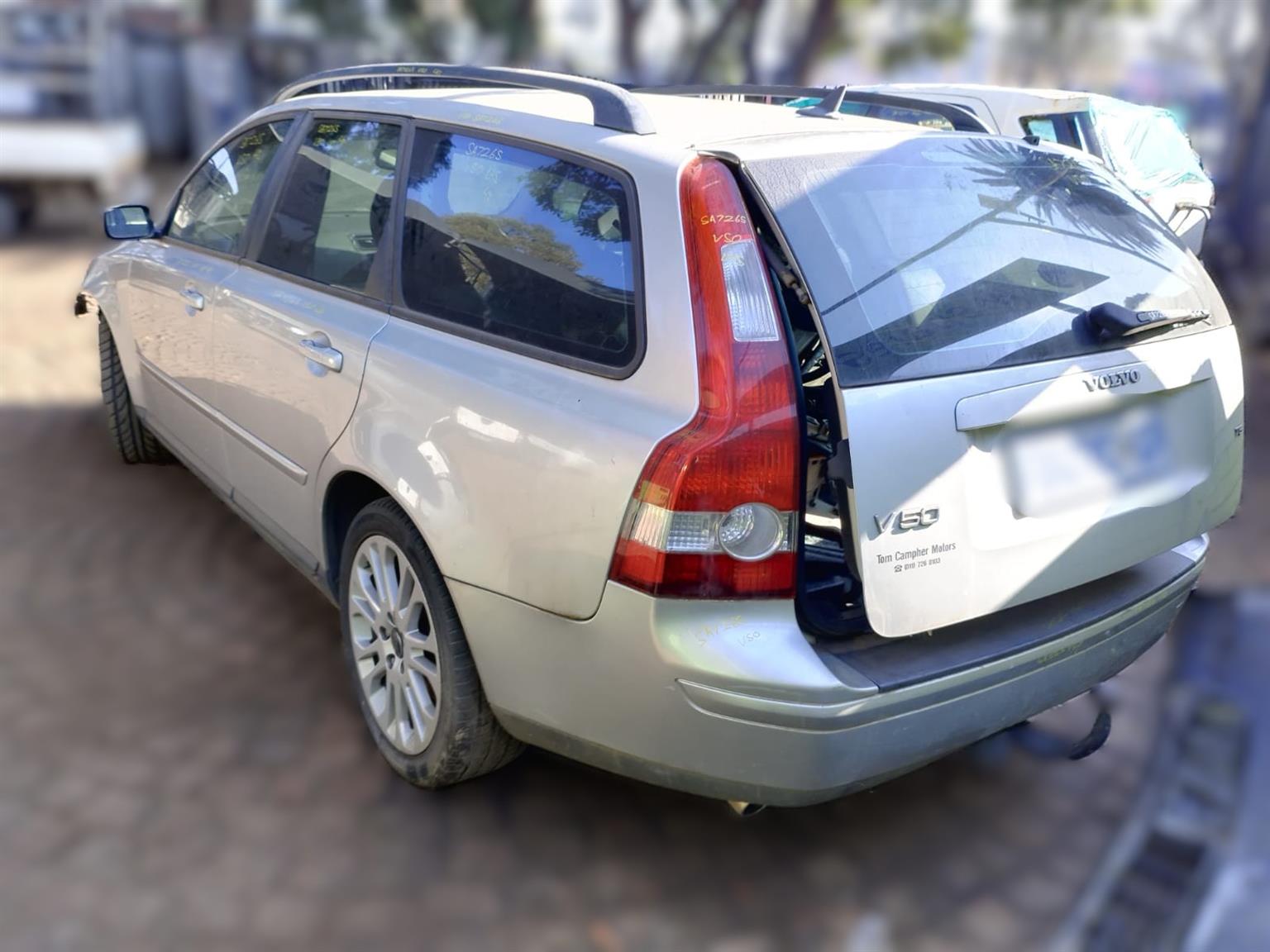 VOLVO V50 2.5 T5 FOR STRIPPING - Private Seller VOLVO V50 2.5 T5 FOR STRIPPING - Private Seller
