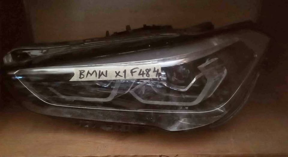 Bmw X1 F48 left headlight