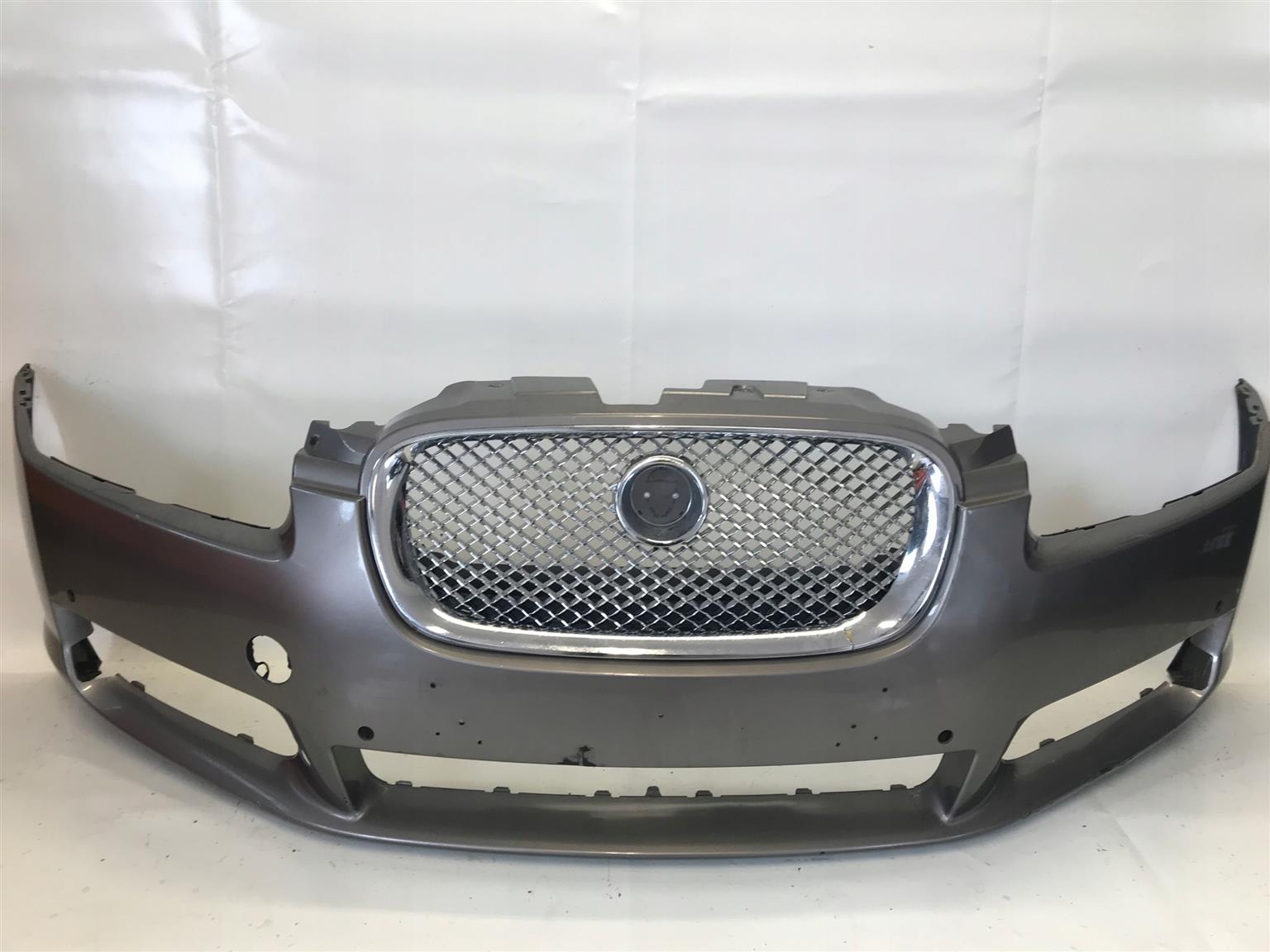 JAGUAR XF FACELIFT AND PREFACE LIFT FRONT BUMPER - Private Seller