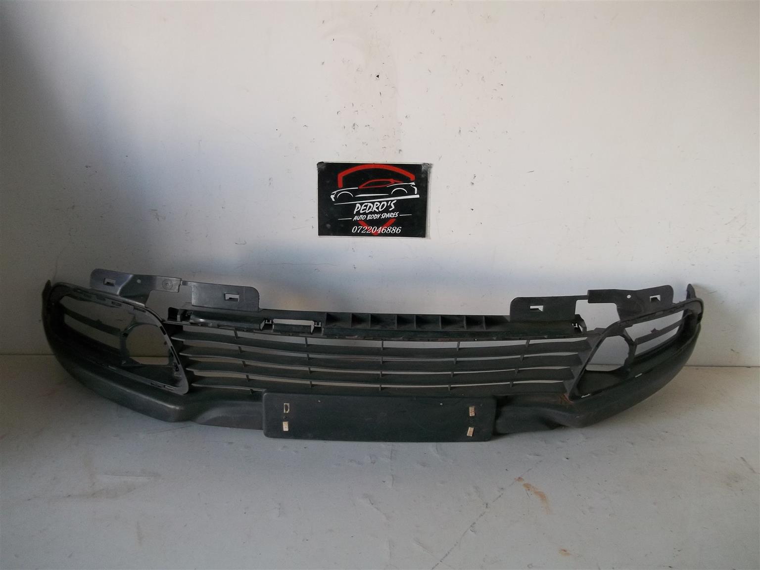 Renault Captur '13-'17 front lower bumper - Private Seller Renault Captur '13-'17 front lower bumper - Private Seller