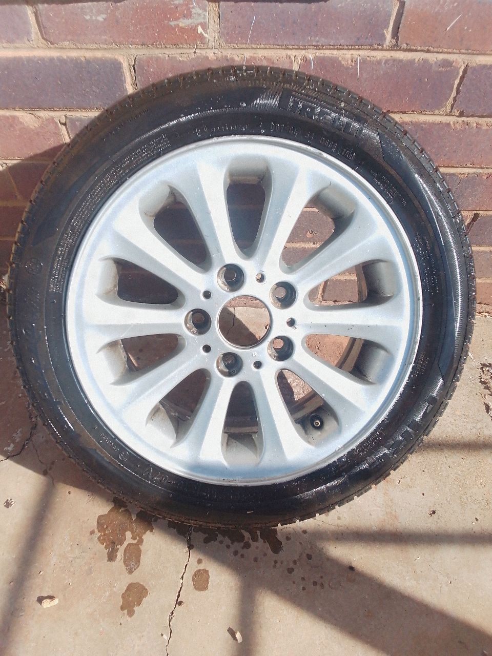 BMW 16 inch Prelli mag and tire - Private Seller BMW 16 inch Prelli mag and tire - Private Seller