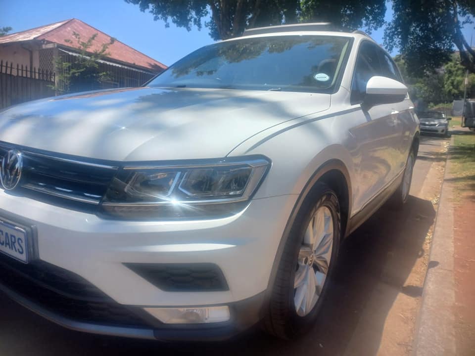 2017 VW TIGUAN SUV 2.0 TSI MOTION PETROL, AUTOMATIC, WHITE COLOR