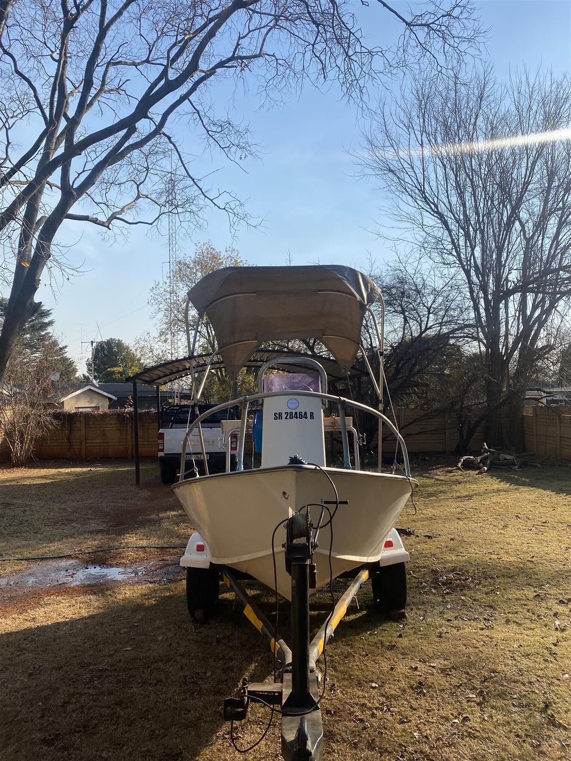 4M ST LUCIA SKI VEE WITH 55 YAMAHA NON TRIM AND TILT