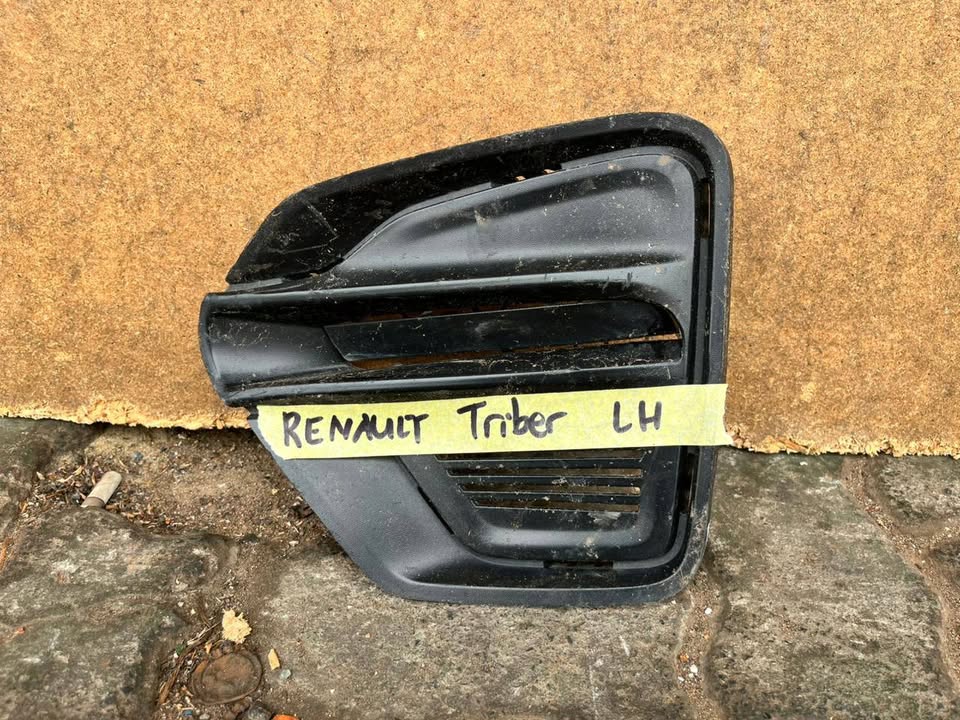 Renault Triber Foglamp Cover - Private Seller Renault Triber Foglamp Cover - Private Seller