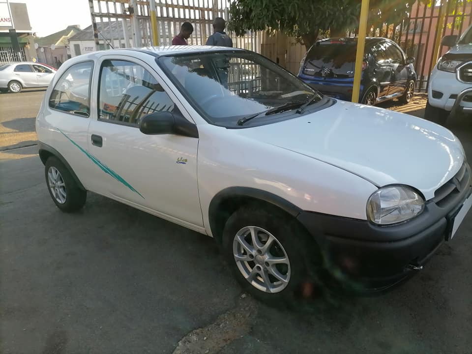 2001 Opel Corsa lite
