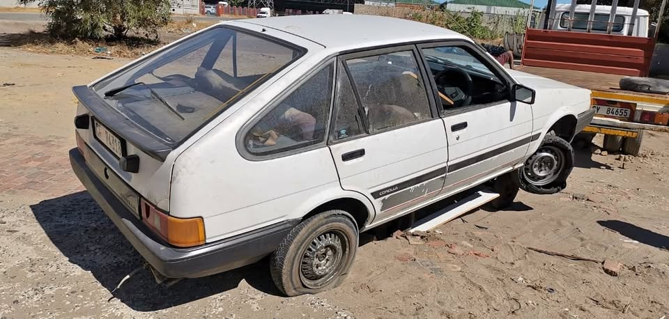 Toyota Avante. Breaking up for spares. - Private Seller
