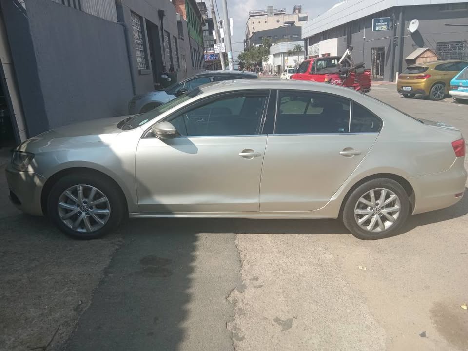 VW jetta 6 tsi 2014