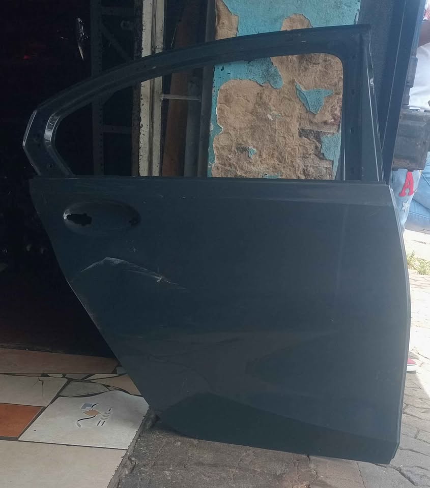 Bmw G20 Right-side rear door - Private Seller