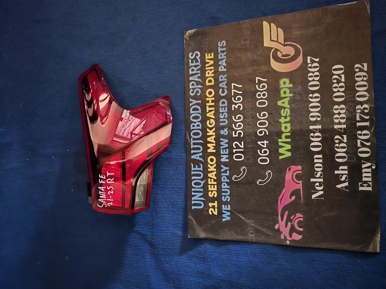 Hyundai santa fe tail light RH 2021-2025 - Private Seller