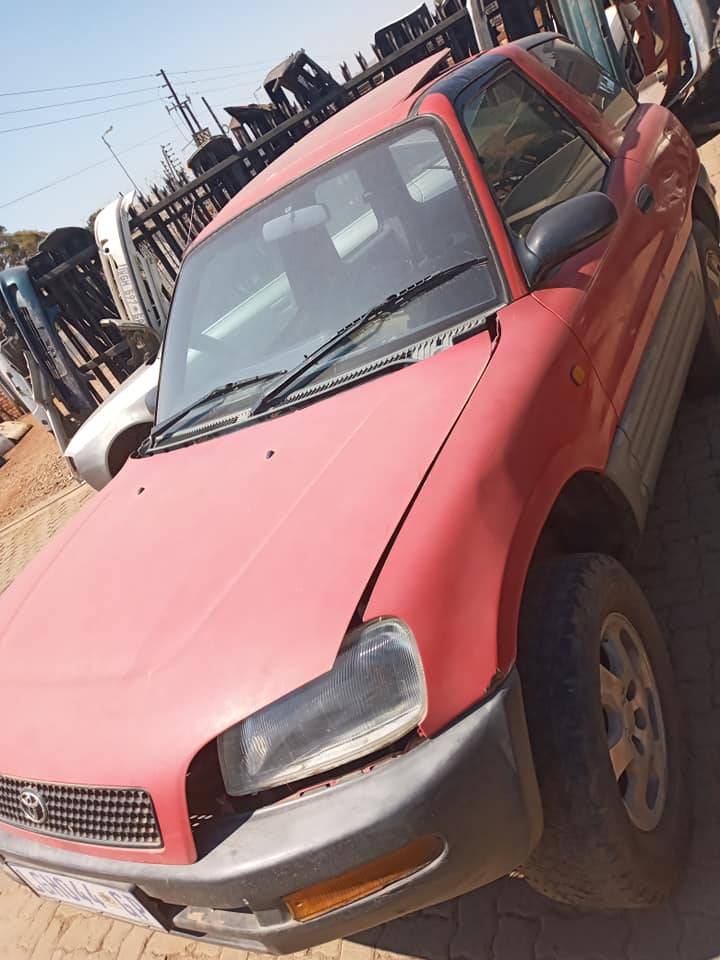TOYOTA RAV 4 1999 STRIPPING FOR SPARES - Private Seller TOYOTA RAV 4 1999 STRIPPING FOR SPARES - Private Seller