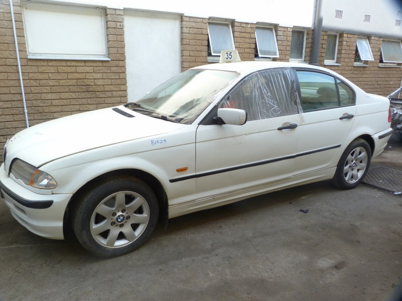BMW 318i E46 Petrol Manual M43 White - 2000 SPARESBOYZ STRIPPING FOR SPARES - Private Seller BMW 318i E46 Petrol Manual M43 White - 2000 SPARESBOYZ STRIPPING FOR SPARES - Private Seller
