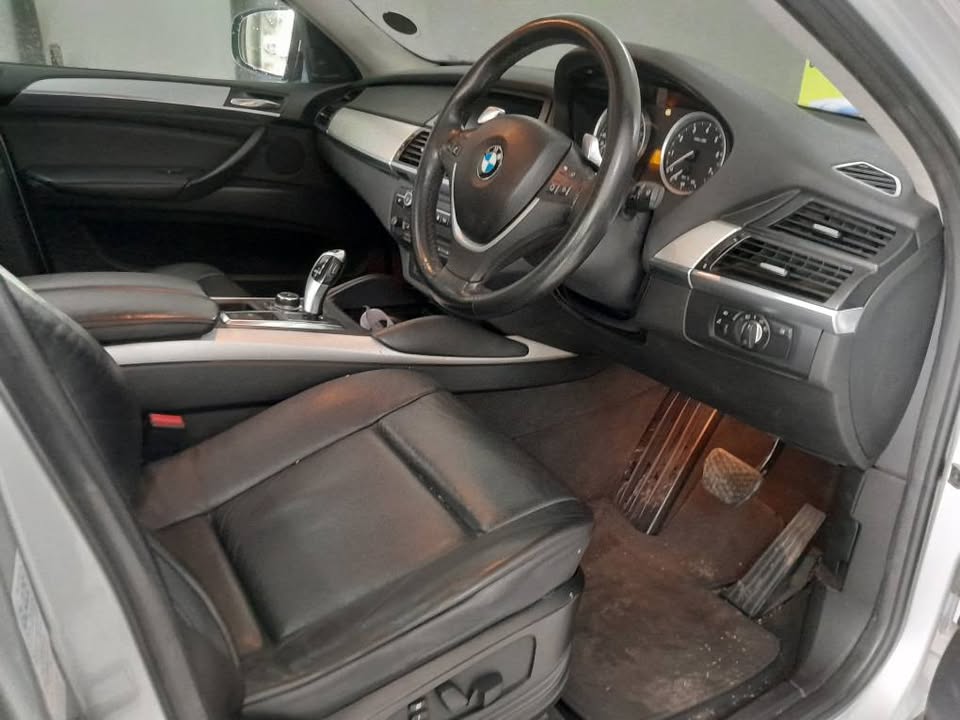 2011 BMW X6 3.5I AUTOMATIC