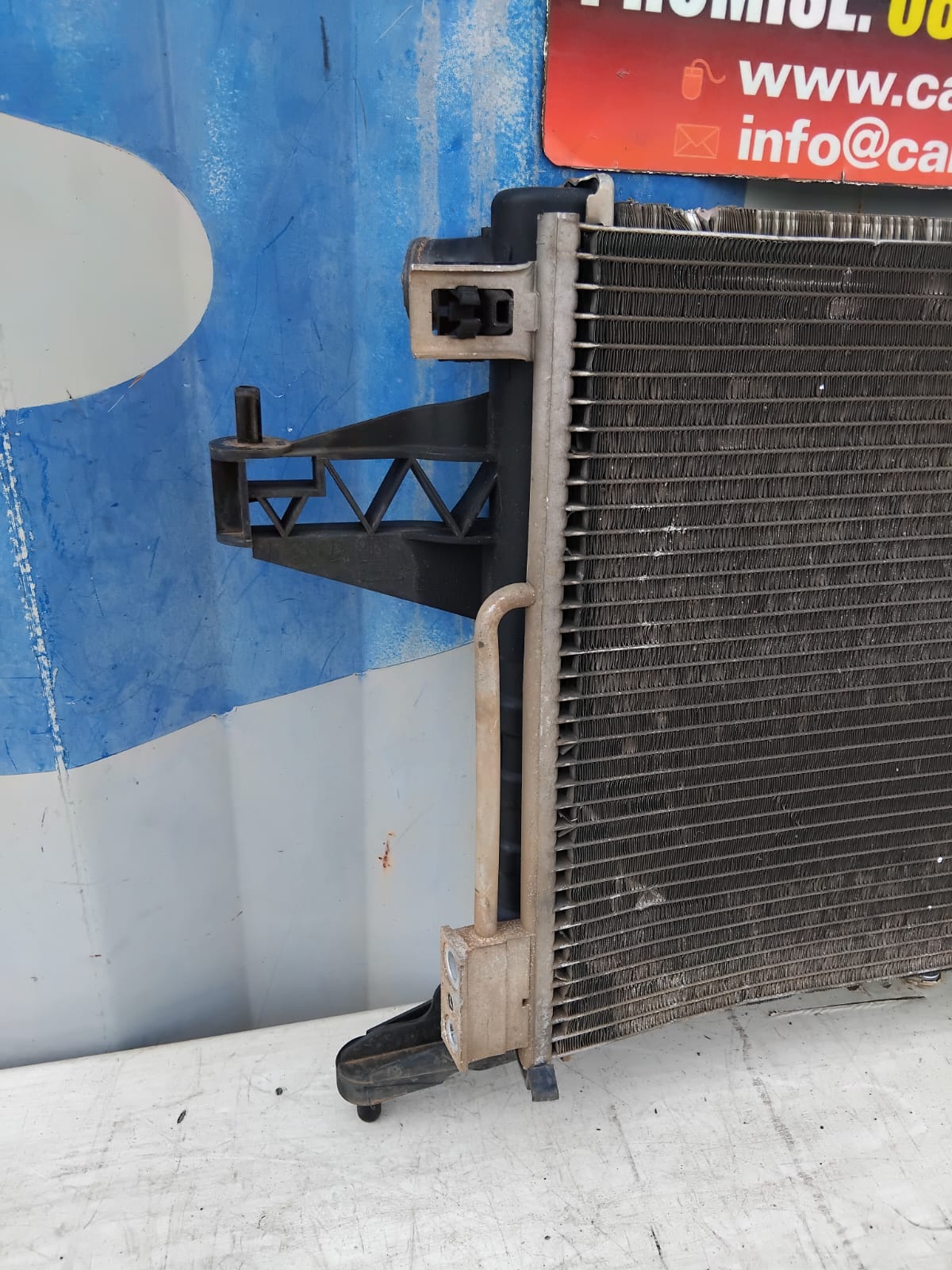 Chevrolet Corsa Gamma radiator and condenser - Private Seller Chevrolet Corsa Gamma radiator and condenser - Private Seller