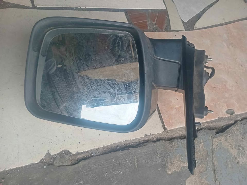 Ford F-150 2018 RH mirror - Private Seller Ford F-150 2018 RH mirror - Private Seller