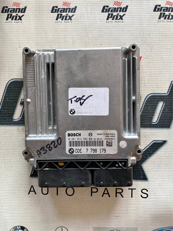 BMW E90 320d Preface ECU COMPUTER BOX - Private Seller BMW E90 320d Preface ECU COMPUTER BOX - Private Seller