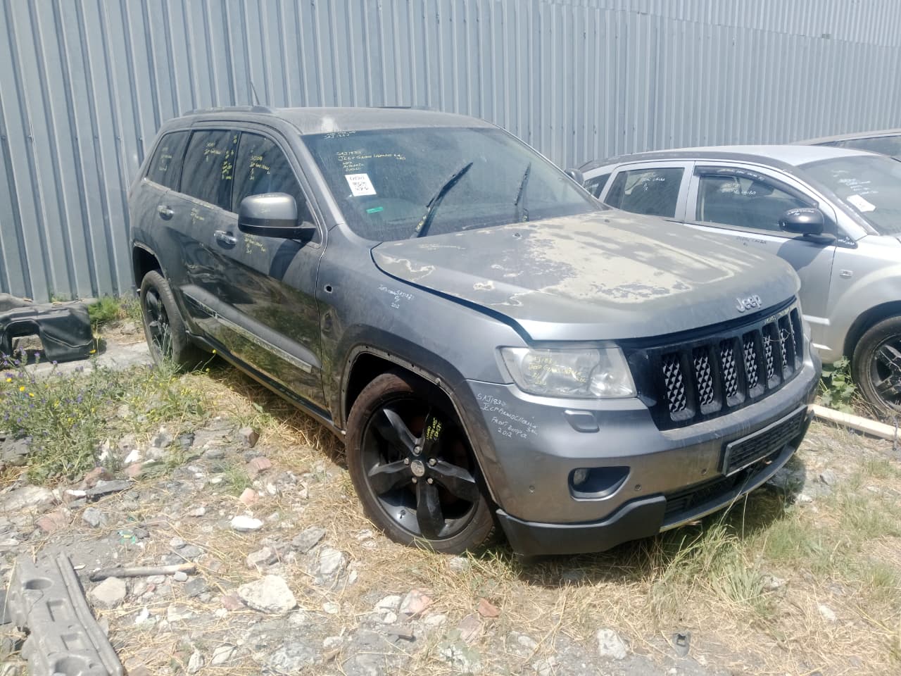 JEEP GRAND CHEROKEE 3L 2012 MODEL NOW STRIPPING FOR SPARES - Private Seller JEEP GRAND CHEROKEE 3L 2012 MODEL NOW STRIPPING FOR SPARES - Private Seller