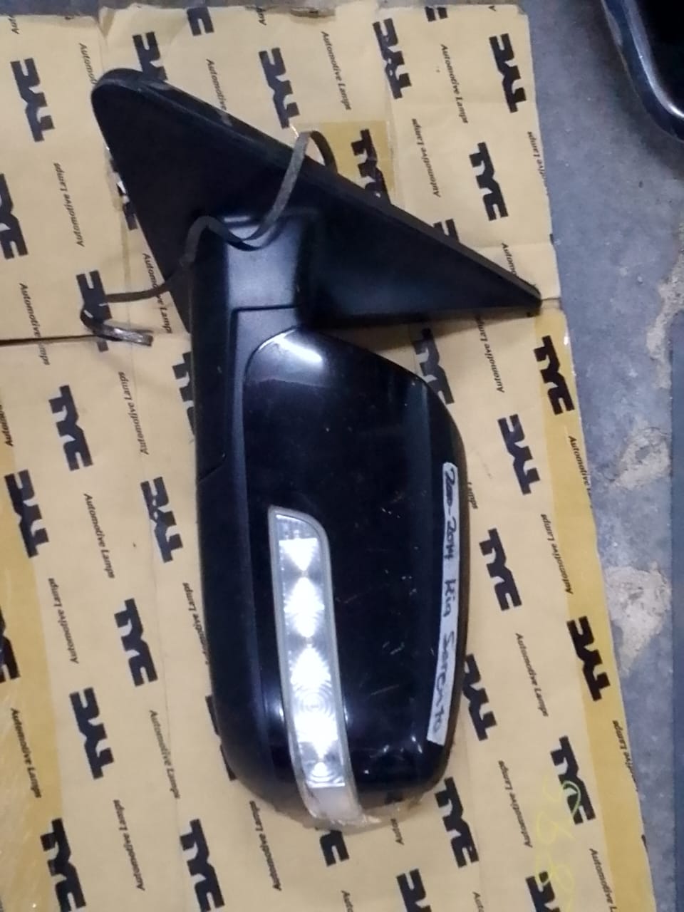 (2013-2015) KIA SONANTA LHS MIRROR WITH INDICATOR