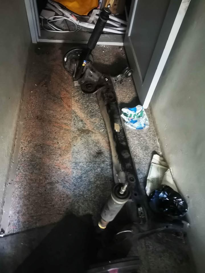 Suzuki Ertiga Back suspension - Private Seller Suzuki Ertiga Back suspension - Private Seller