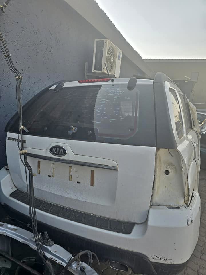 Kia Sportage striping for spares contact details in discription below - Private Seller Kia Sportage striping for spares contact details in discription below - Private Seller