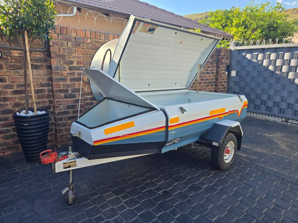Pristine 6ft Venter luggage Trailer - Private Seller Pristine 6ft Venter luggage Trailer - Private Seller