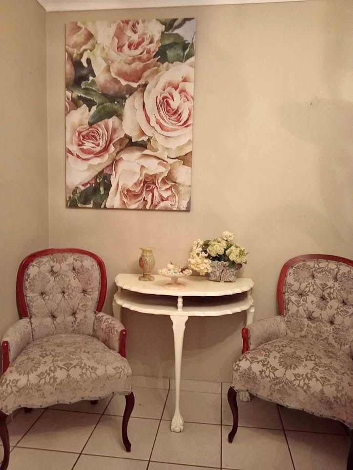 GORGEOUS Queen Anne Antique Chairs. DAMASK HERTEX Fabric- Buttoned back detail GORGEOUS Queen Anne Antique Chairs. DAMASK HERTEX Fabric- Buttoned back detail