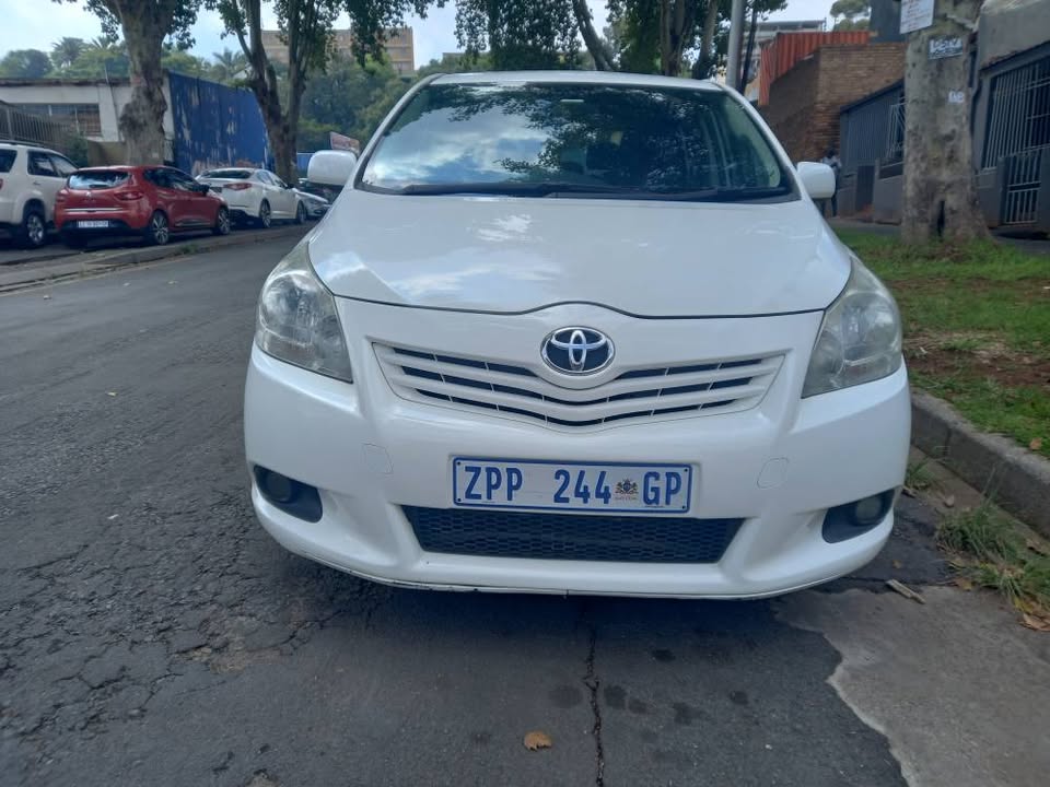 2011 Toyota Verso 1.8 Engine Petrol, Manual, Call Innocent White Color